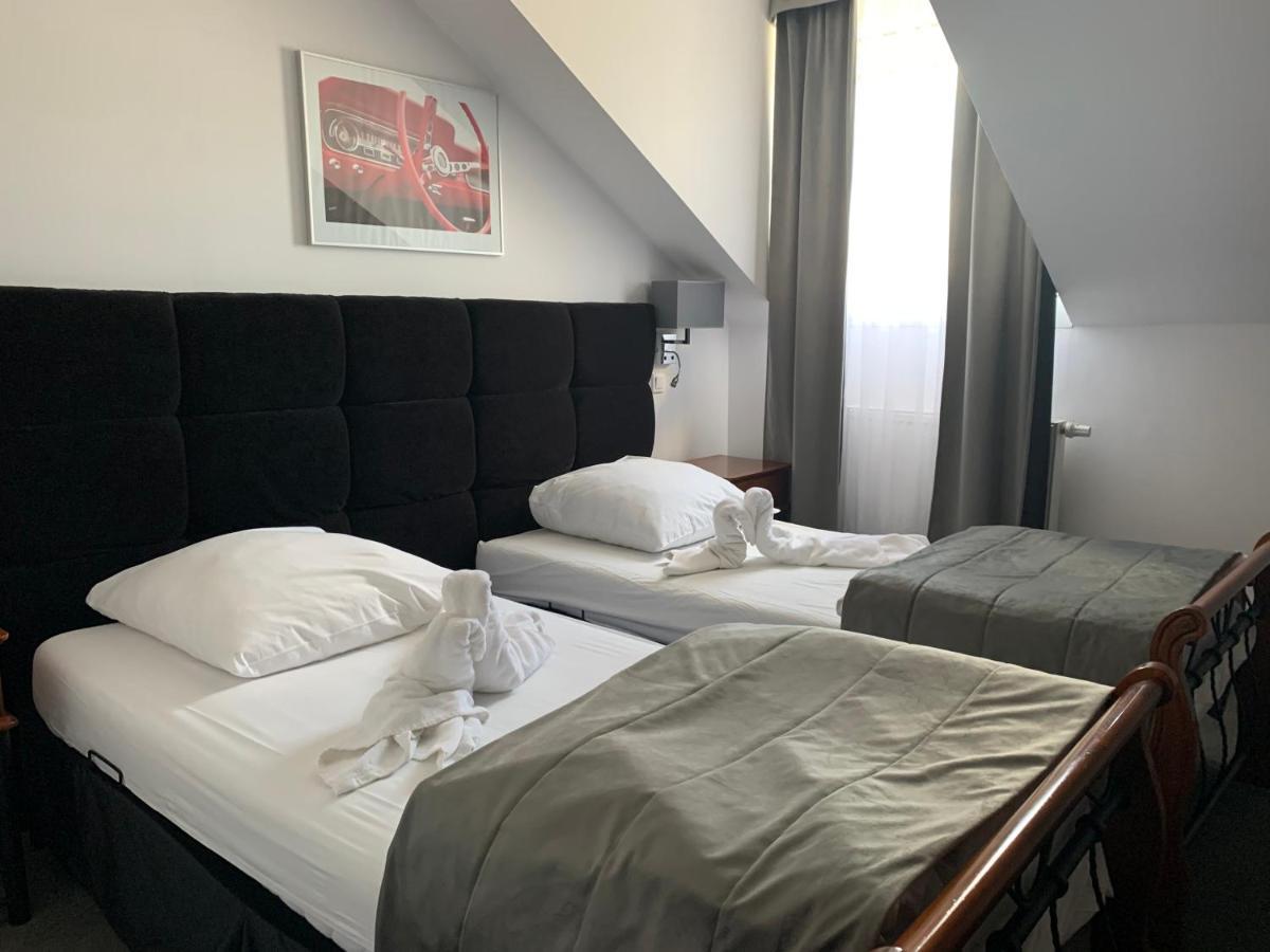 Hotel Kameleon Tarnobrzeg Εξωτερικό φωτογραφία