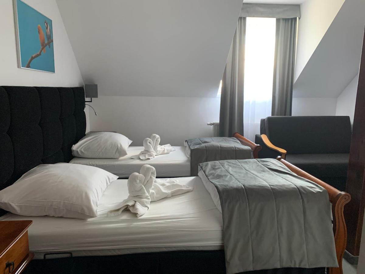 Hotel Kameleon Tarnobrzeg Εξωτερικό φωτογραφία