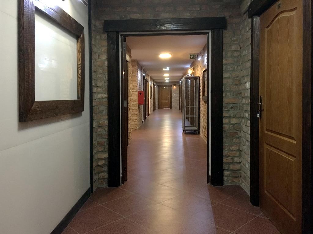 Hotel Kameleon Tarnobrzeg Εξωτερικό φωτογραφία
